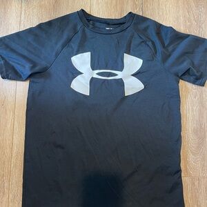Under Armour Black and white Short Sleeve Tee